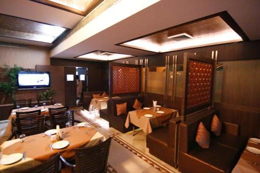 Rass Hotel Kanpur Ngoại thất bức ảnh